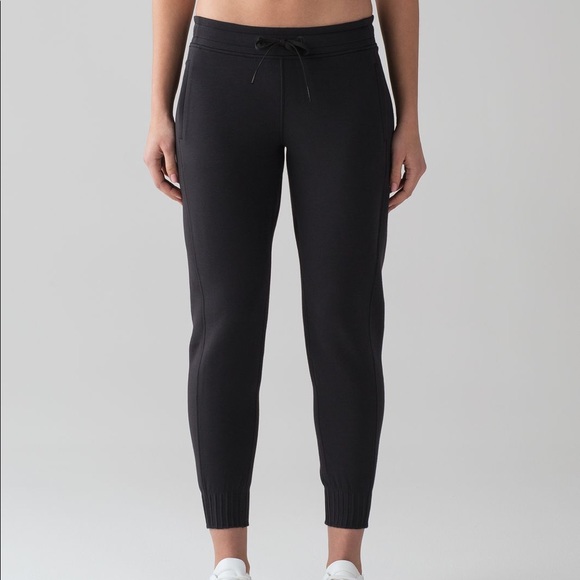 Lululemon • NTS Joggers - Picture 1 of 4